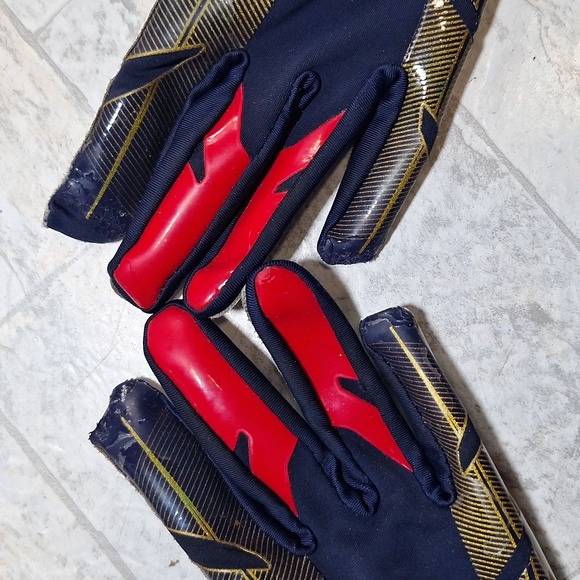 Under Armour Youth USA Football Gloves - YM - Picture 3 of 3